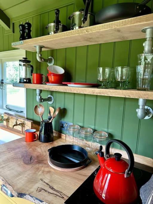 Secret Paddock Secluded Suffolk Getaway Apartment Hollesley Bagian luar foto